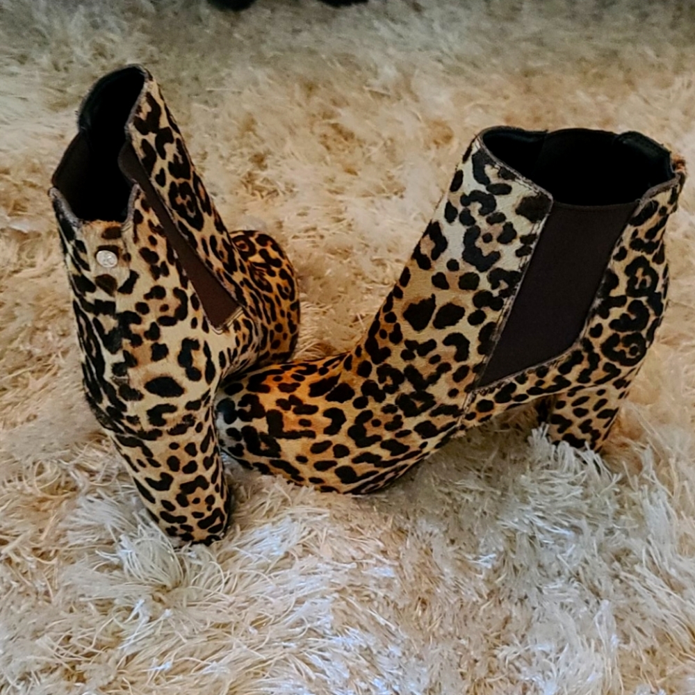 Sam Edelman Real Calf Fur Leopard Print Boots